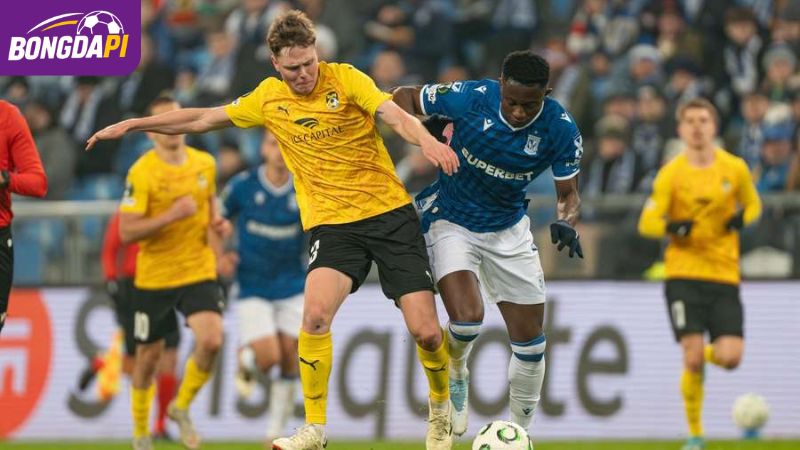 Tình thế thực tế trong trận Lech Poznan vs Aarhus